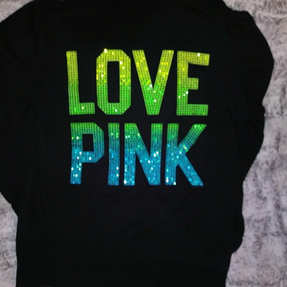 Vs pink rare outfit